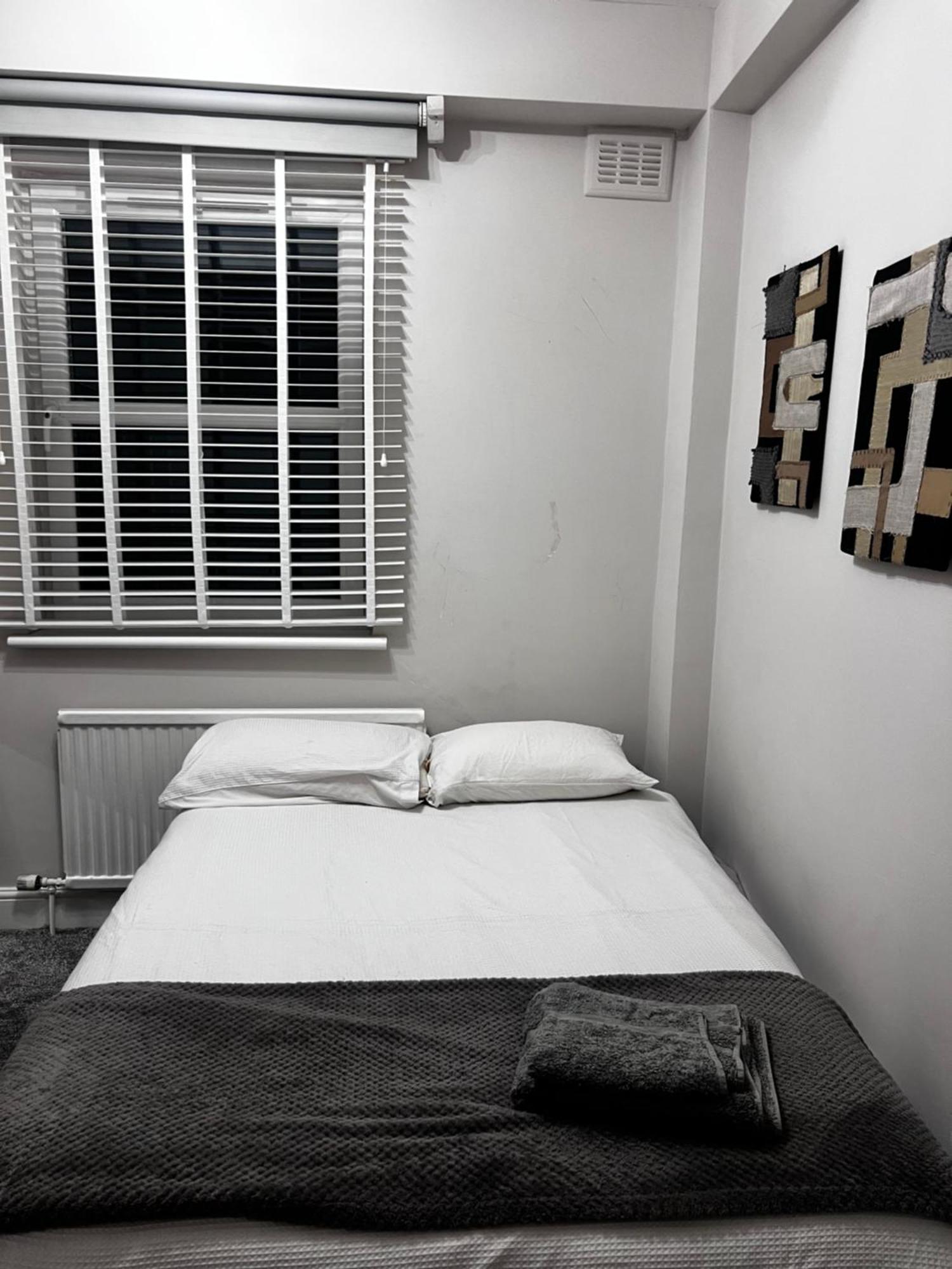 Bright And Modern Flat Near Portobello Road And The Canal London Eksteriør billede